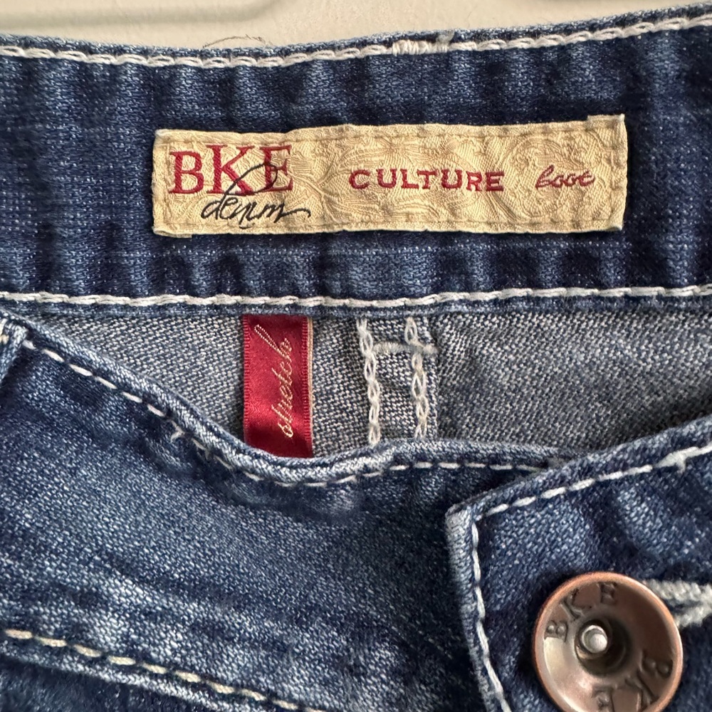 BKE culture Bootcut Jeans Women Medium Wash western Denim Mid Rise 34 x 33 1/2 - Picture 7 of 7